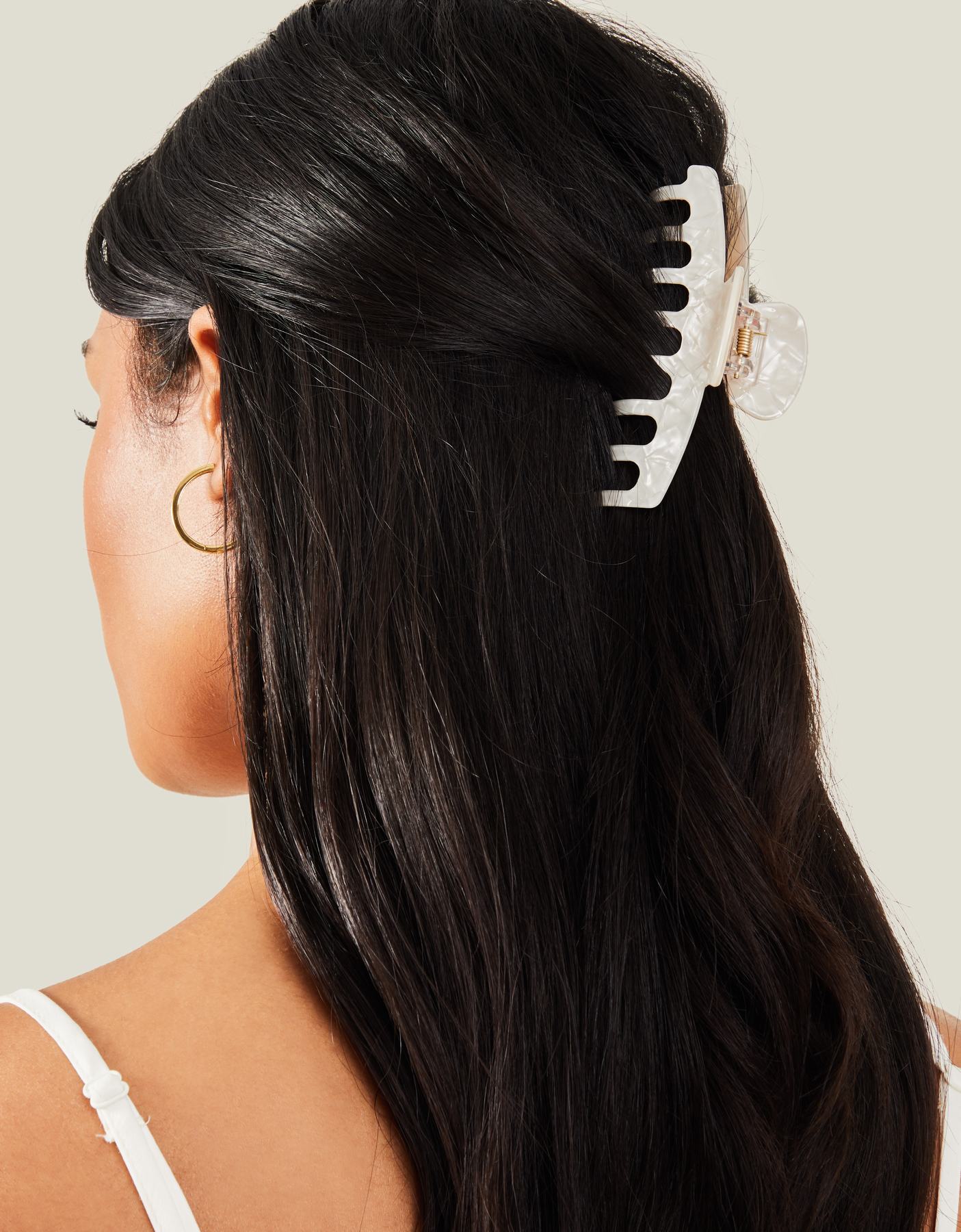 Pearlescent Claw Clip