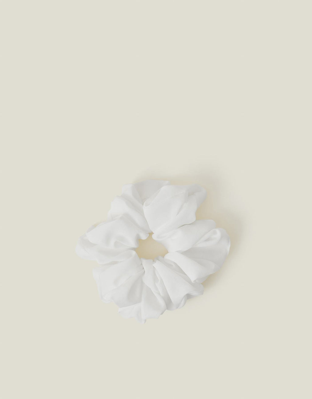 BRIDAL ROUCHED SCRUNCHIE