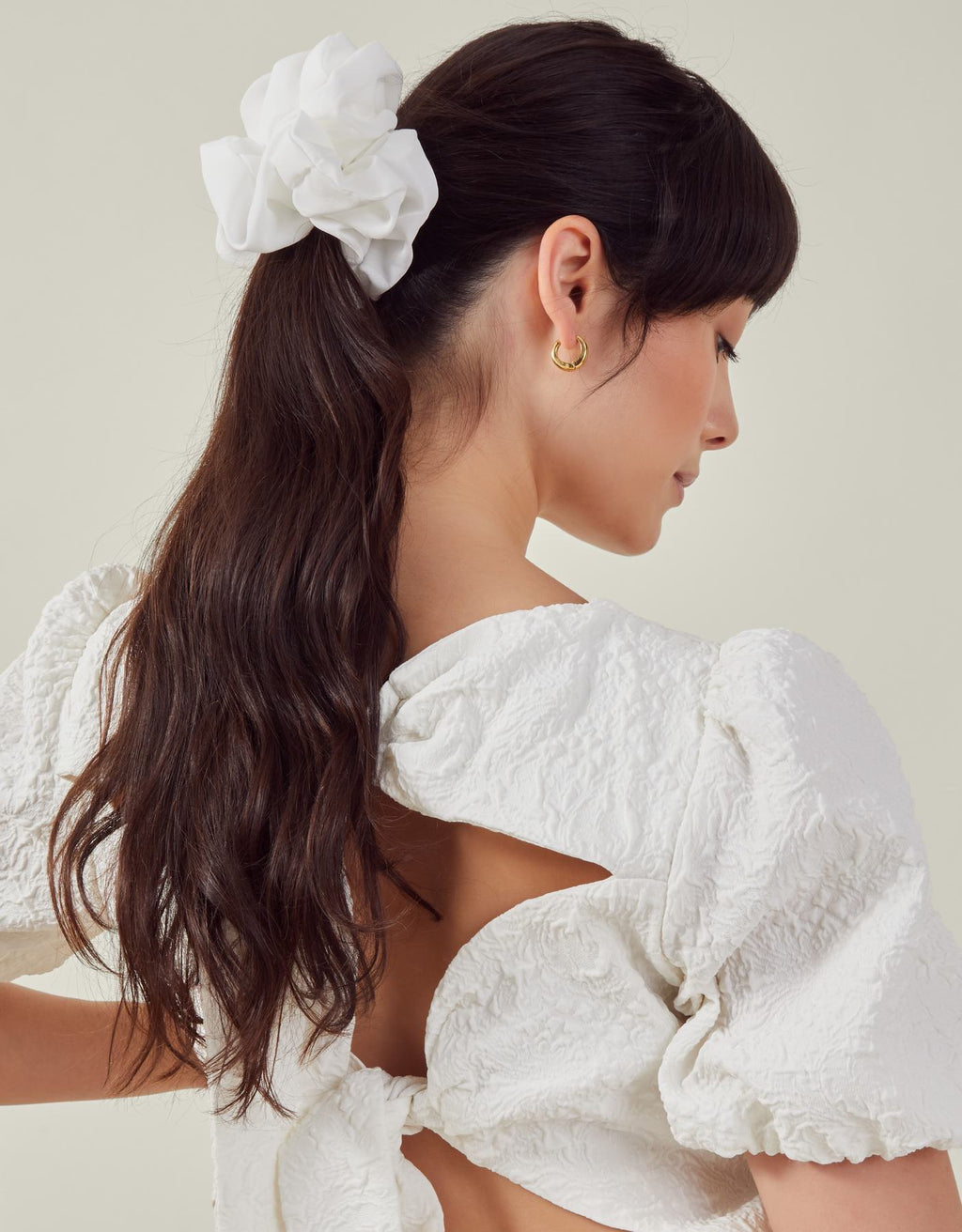 BRIDAL ROUCHED SCRUNCHIE