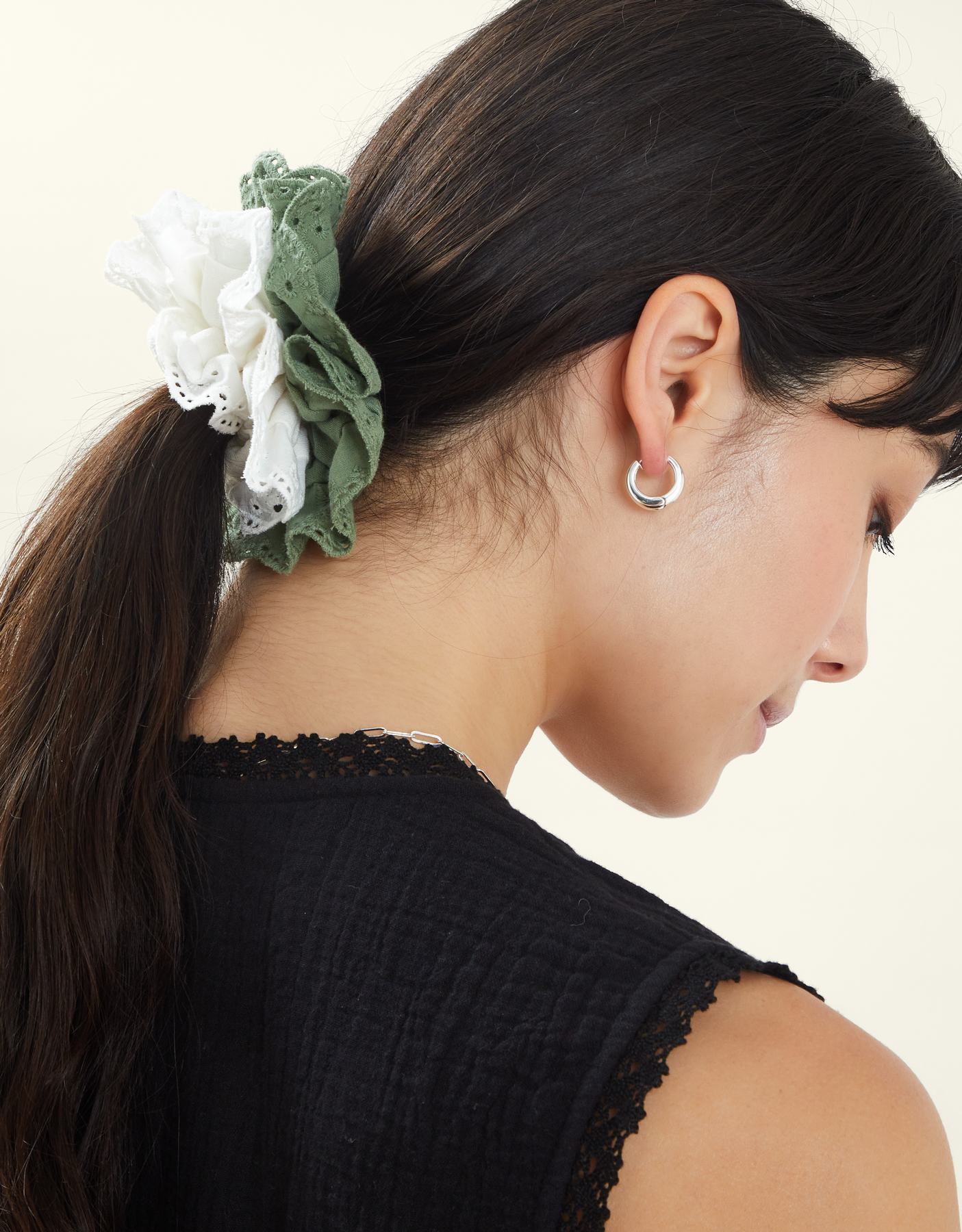 2-Pack Mix Broderie Hair Scrunchies