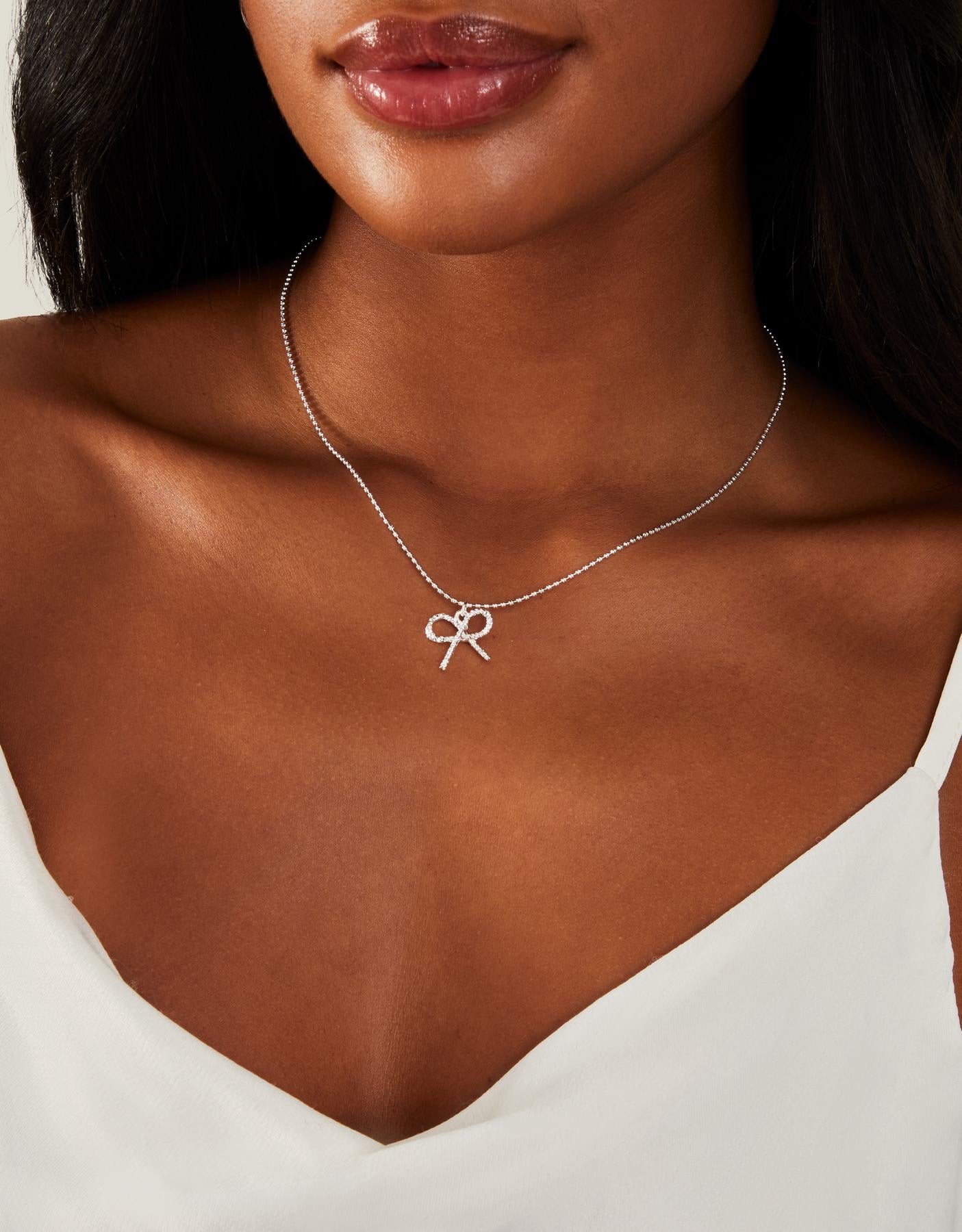 Bow Pendant Necklace