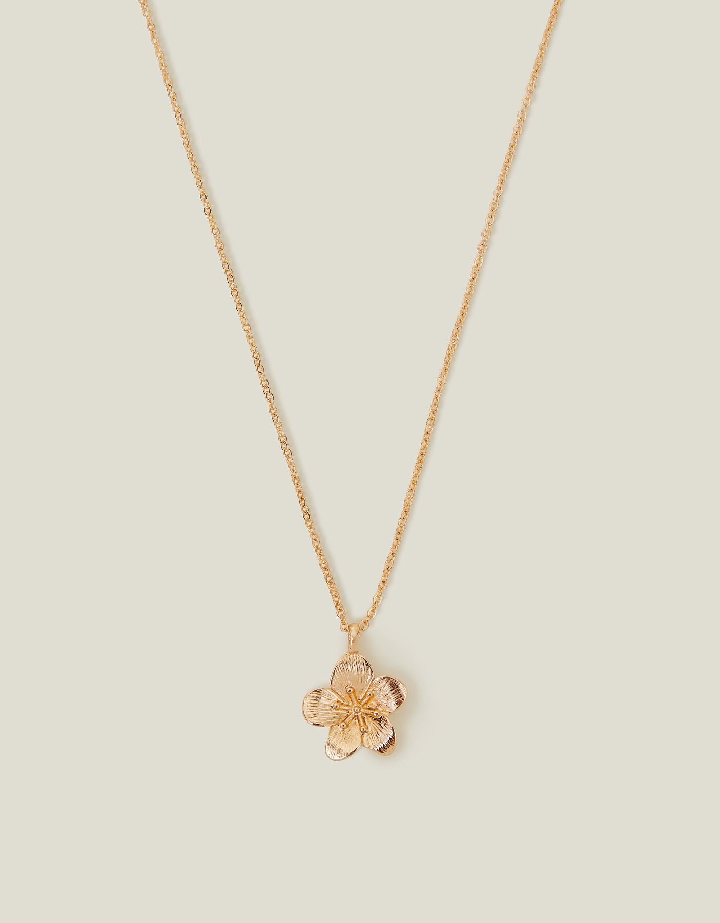 Flower Pendant Necklace