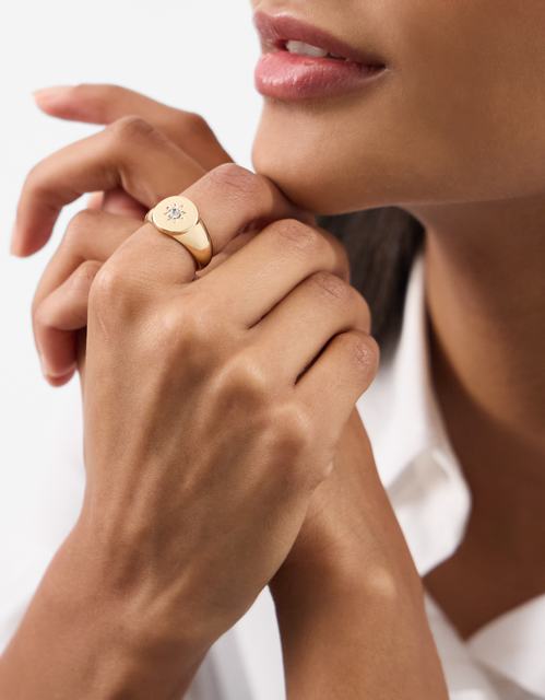 Celestial Signet Ring Gold