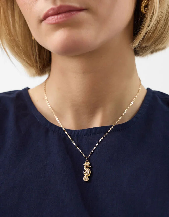 Seahorse Pendant Necklace