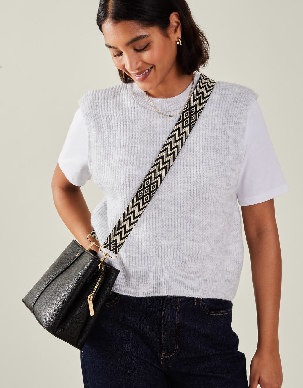 WEBBING STRAP CROSS BODY