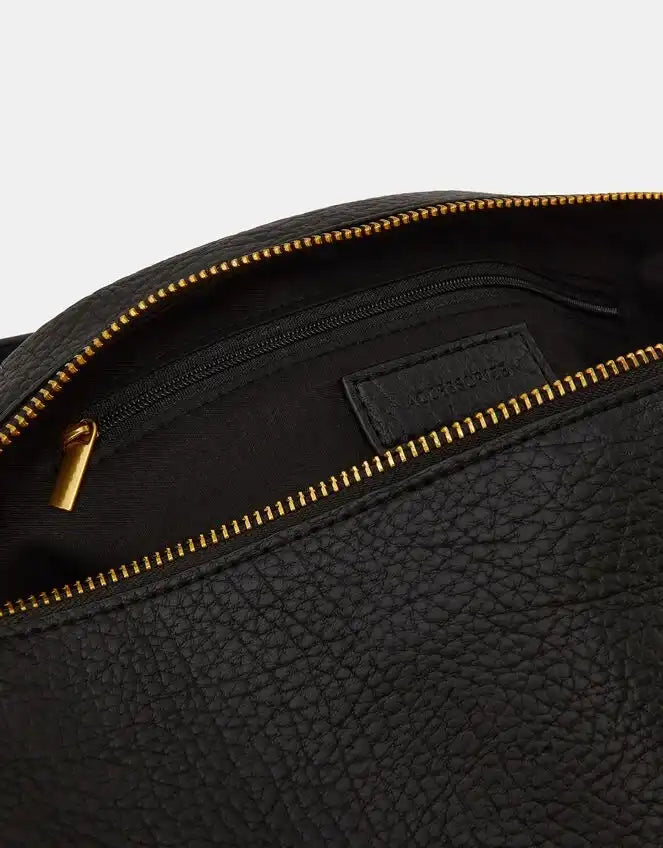 Scoop Crossbody Bag Black