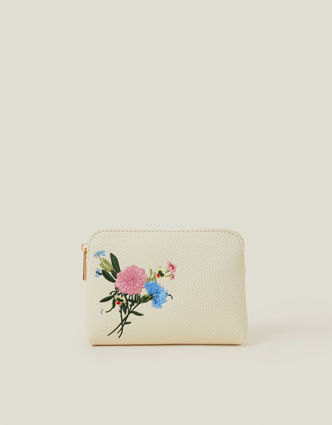 EMBROIDERED FLORAL COIN P