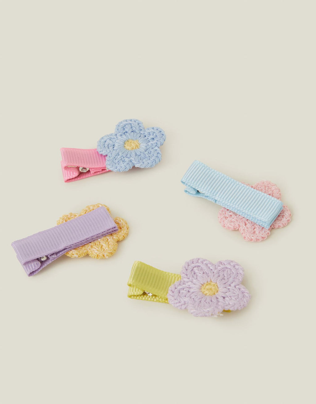 4-Pack Girls Crochet Flower Salon Hair Clips