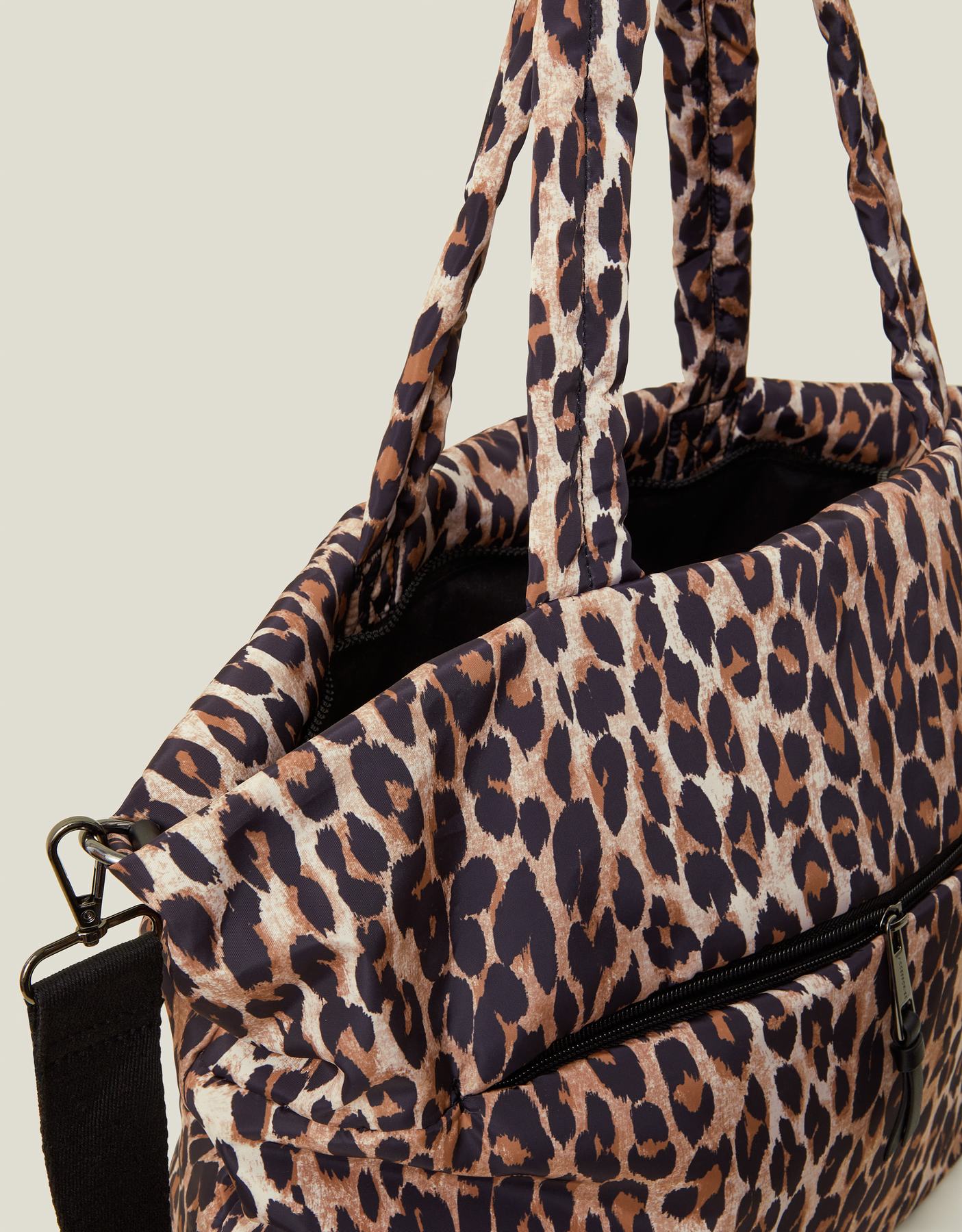 LEOPARD NYLON TOTE