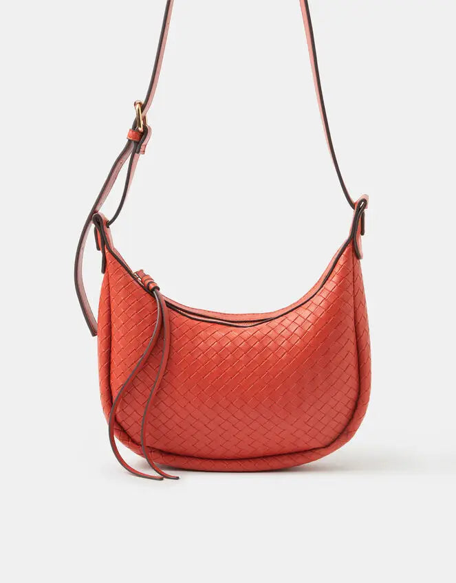 WOVEN SCOOP CROSSBODY