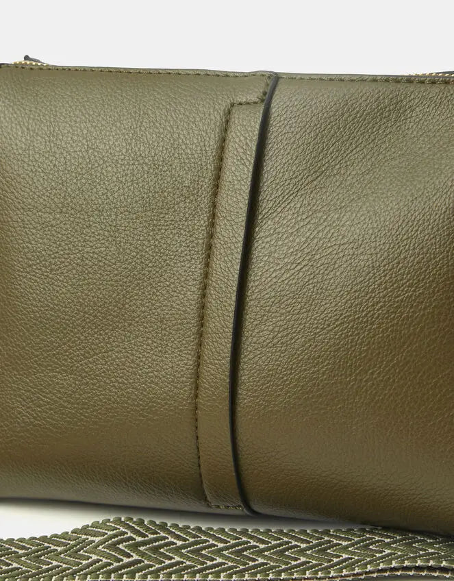TRIPLE GUSSET ZIP XBODY - Olive