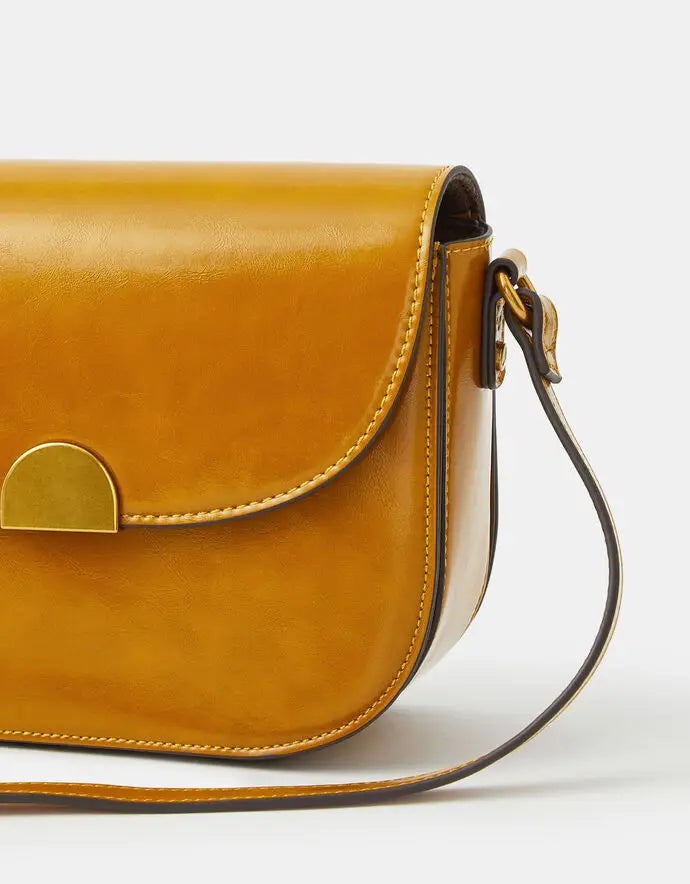 BOXY CROSSBODY - OCHRE