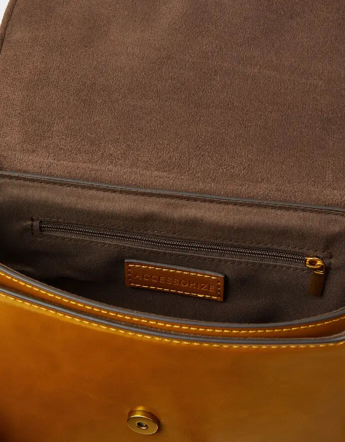 BOXY CROSSBODY - OCHRE