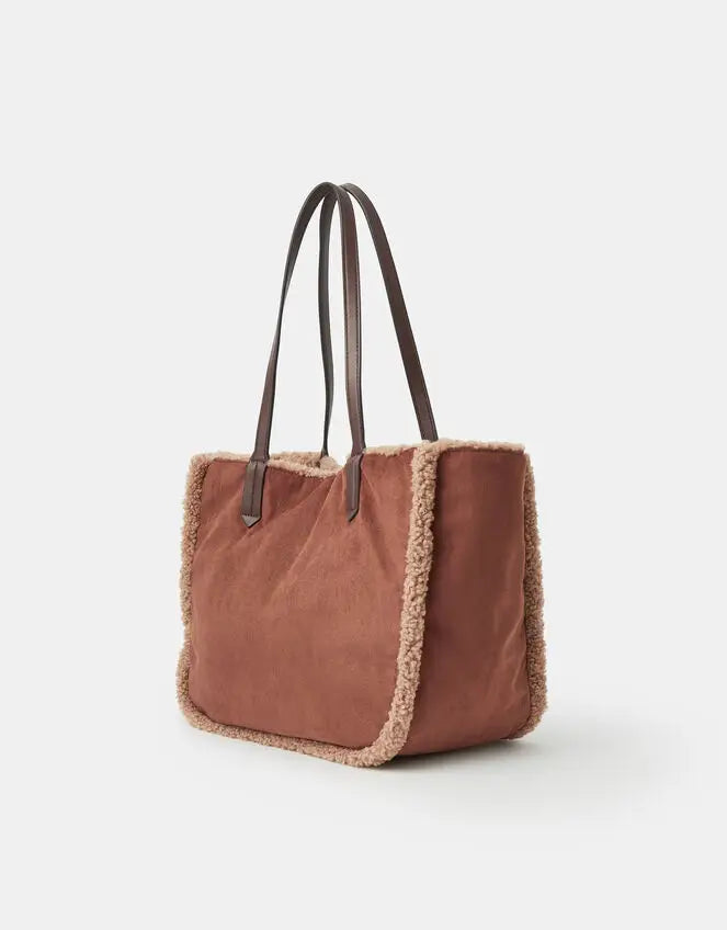 REVERSIBLE SHEARLING SHOULDER BAG