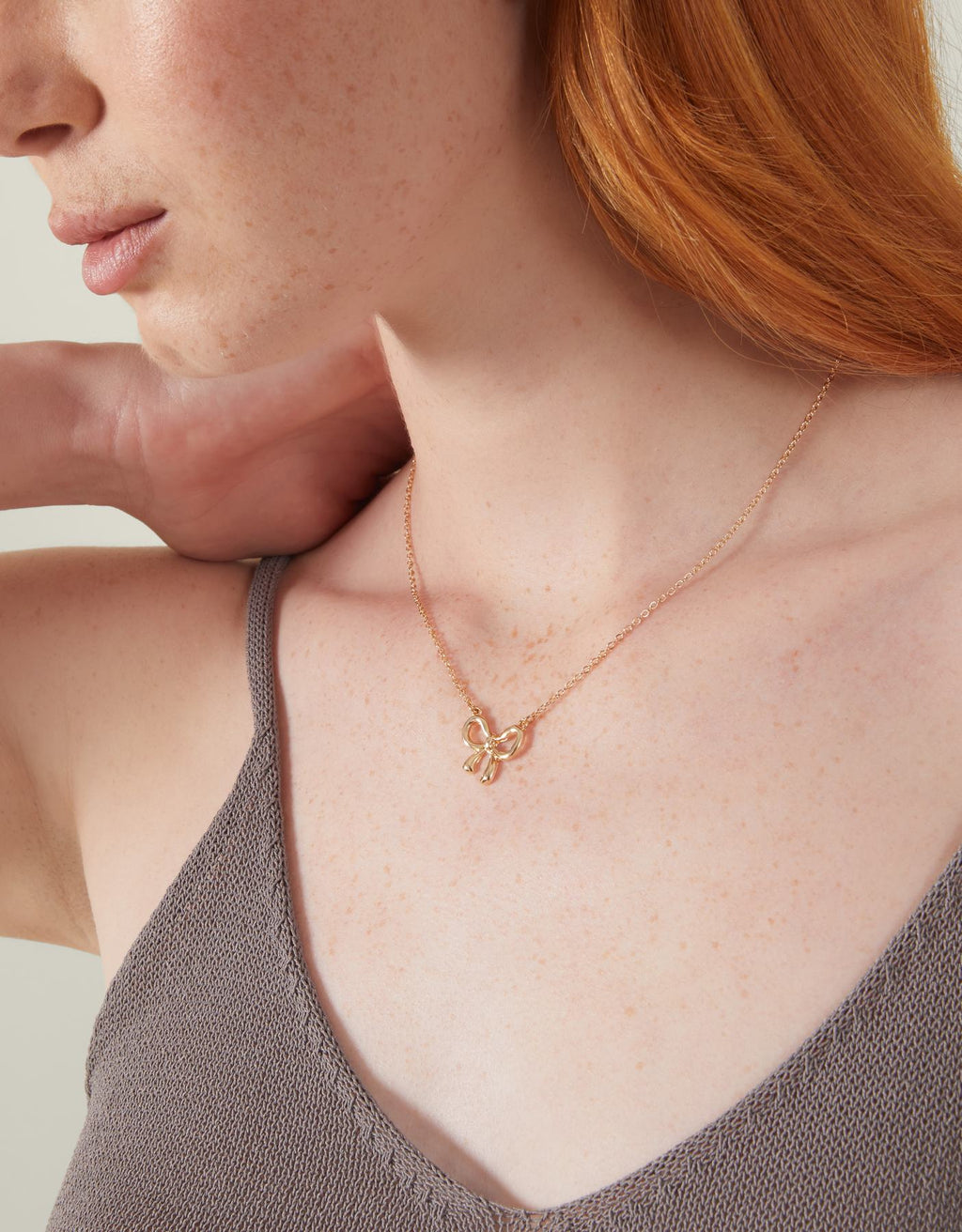 Bow Pendant Necklace