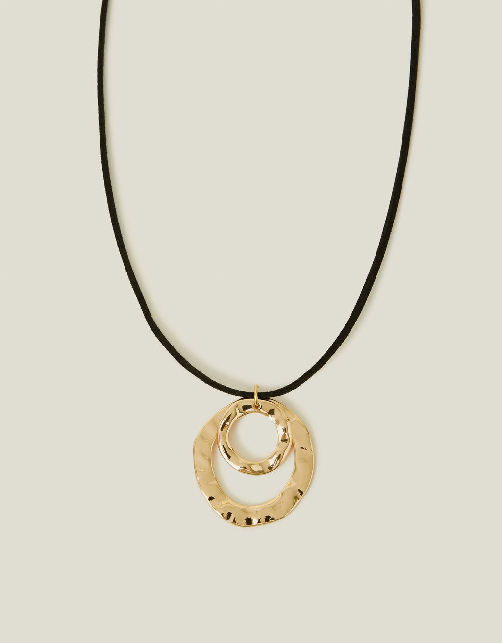 Circle Pendant Cord Necklace