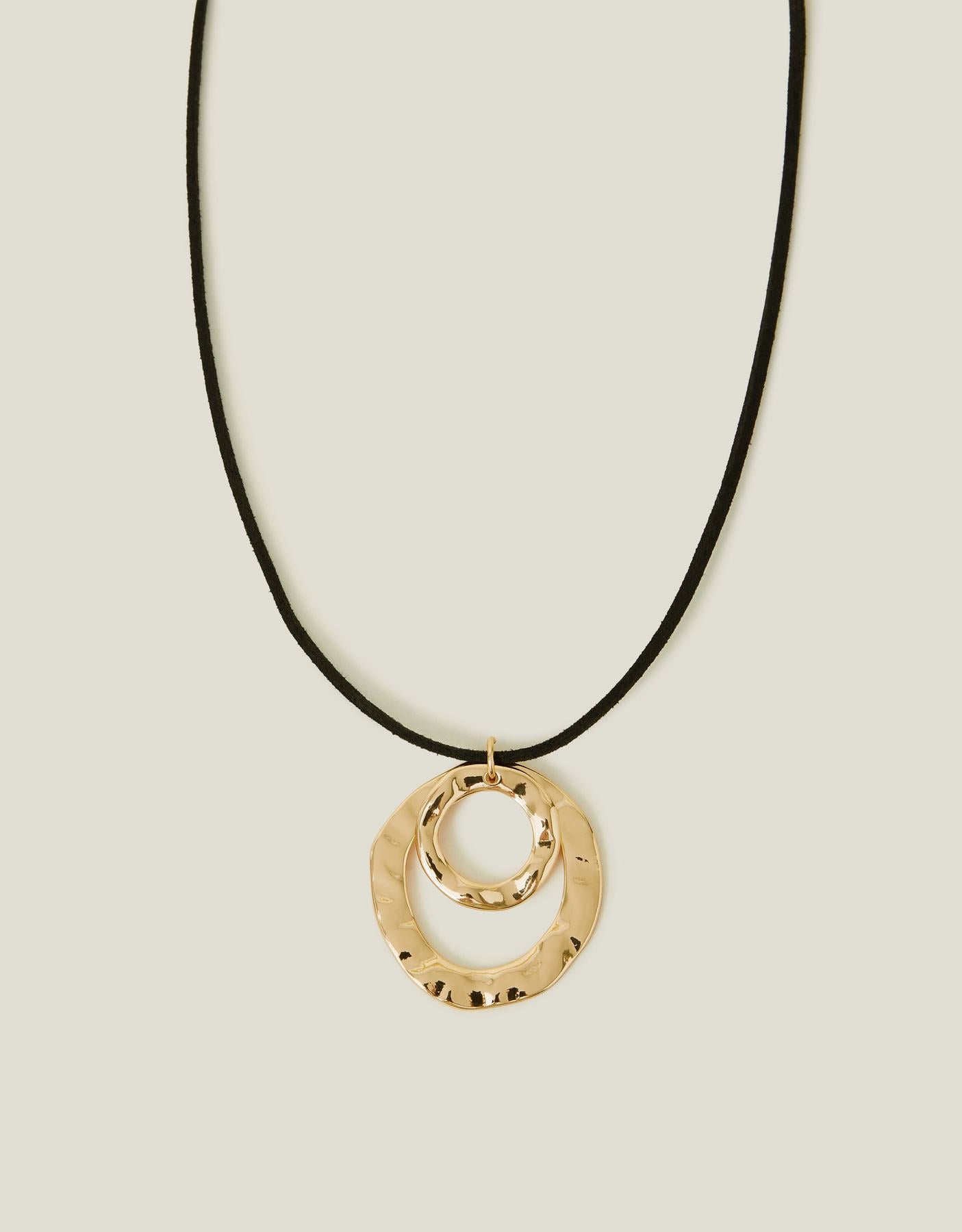 Circle Pendant Cord Necklace